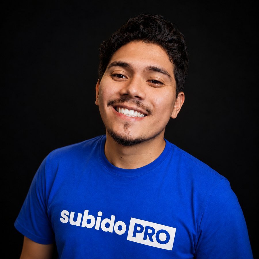 Victor Douglas, fundador da Falls Ads, sorrindo